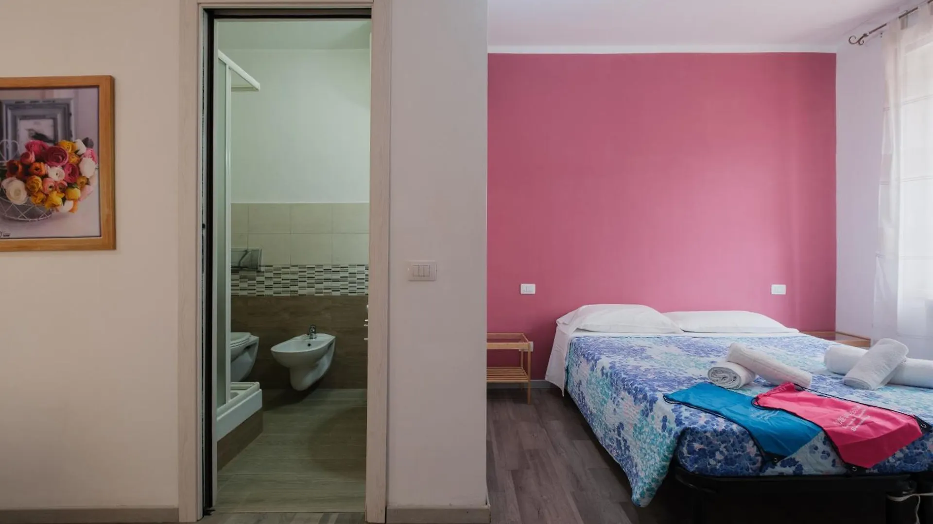 Bed Inn - Palazzo Urbe Olbia 0*,  Olaszország