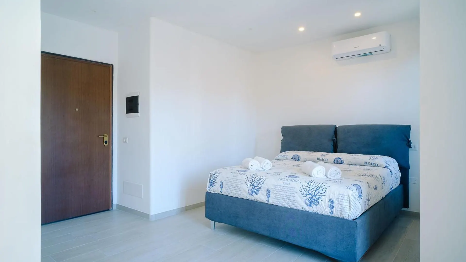 Apartman Bed Inn - Palazzo Urbe Olbia Olaszország